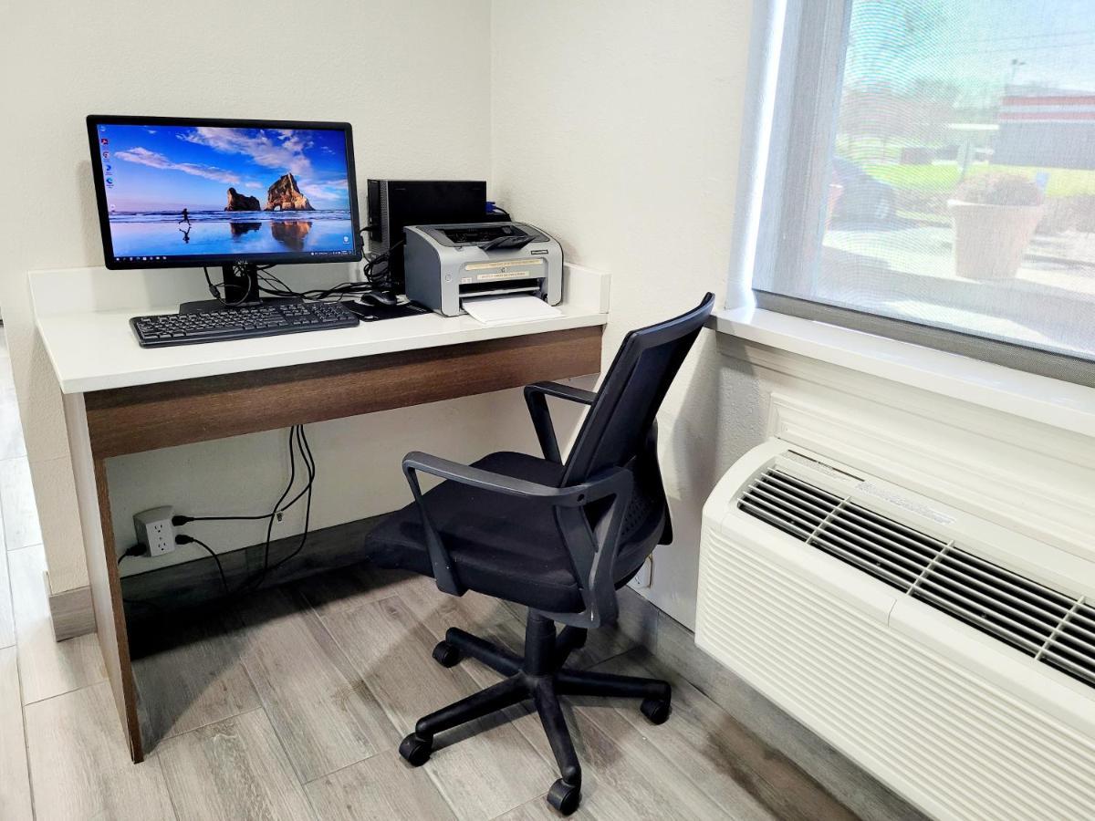 Clarion Pointe Harrodsburg-Danville Екстер'єр фото