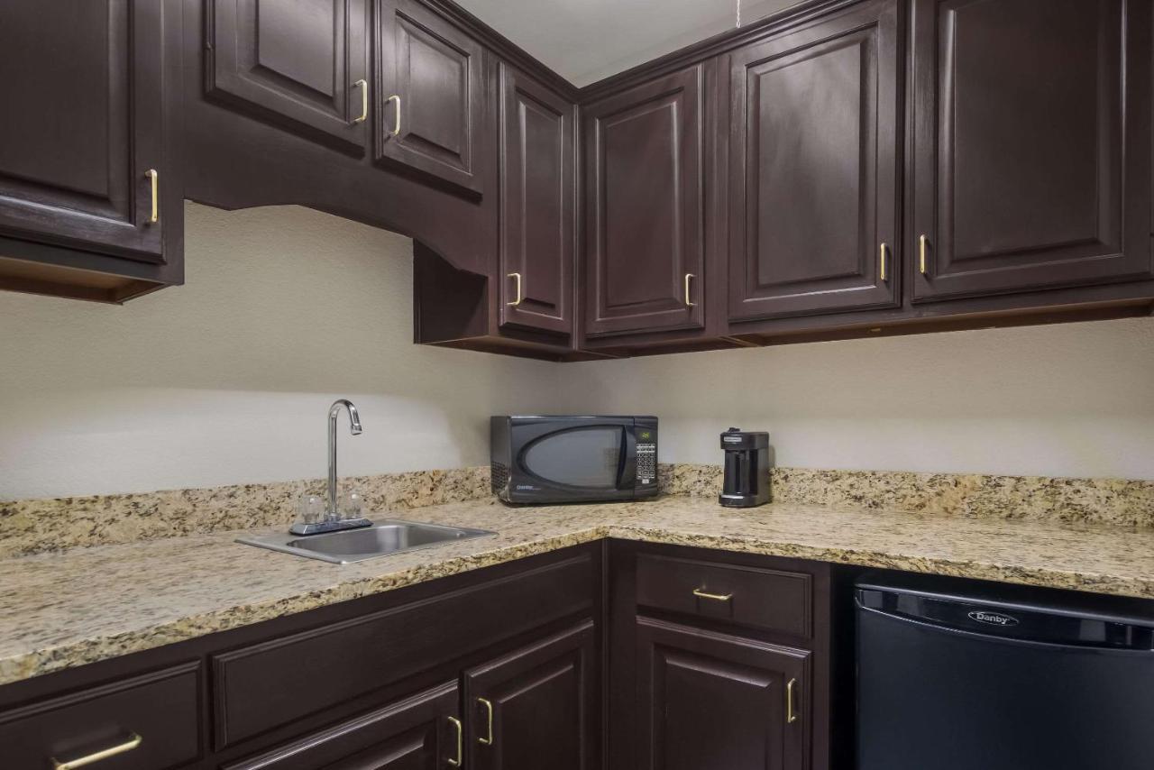 Clarion Pointe Harrodsburg-Danville Екстер'єр фото