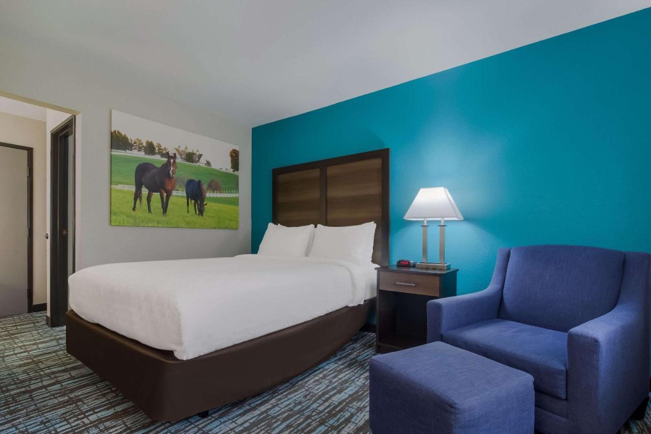 Clarion Pointe Harrodsburg-Danville Екстер'єр фото